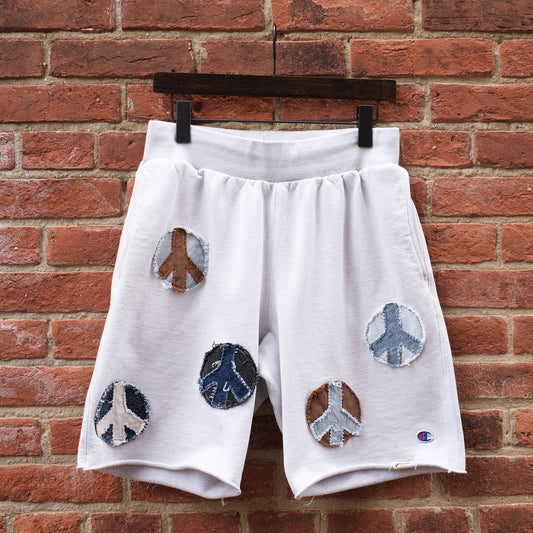 peace sign patch sweat shorts - white M
